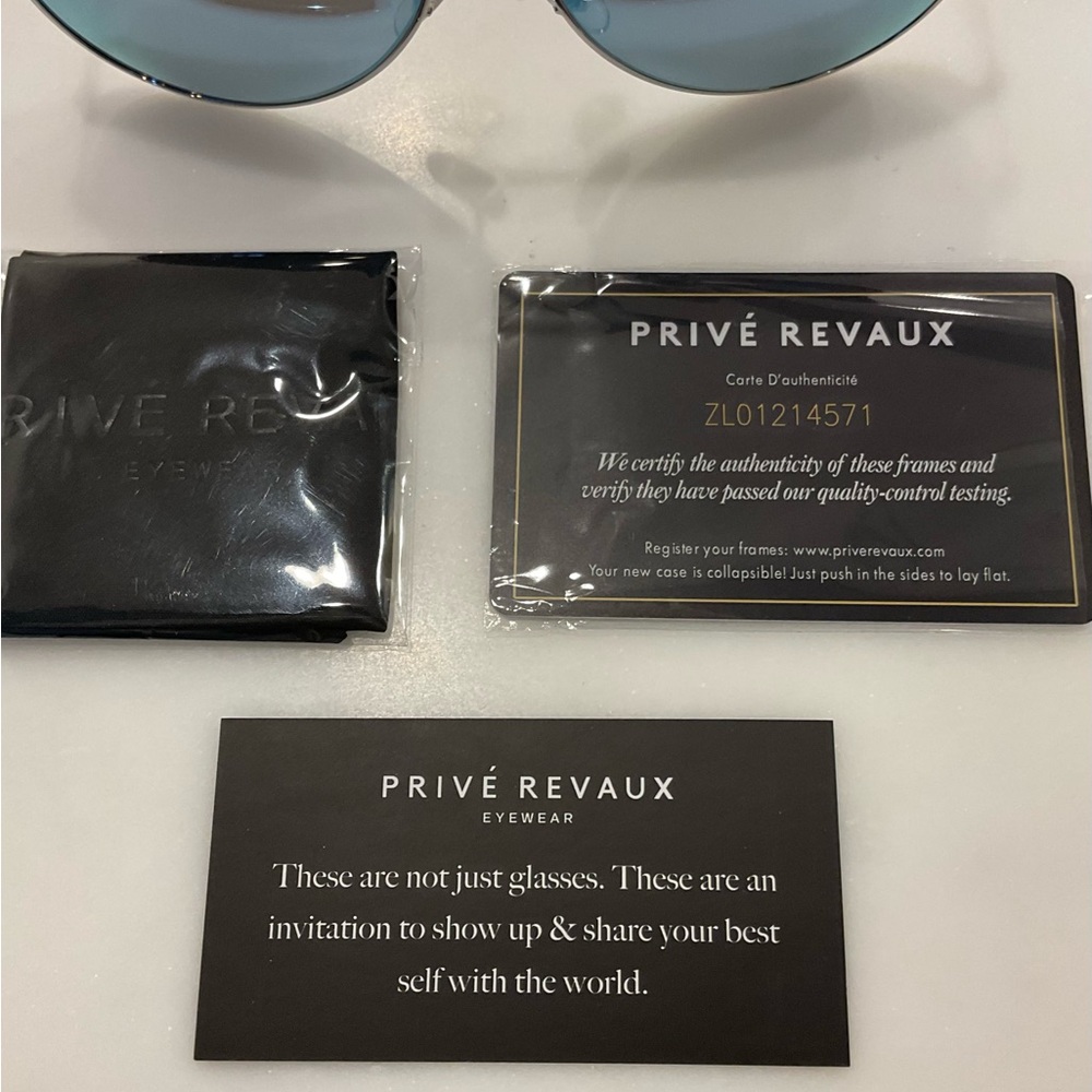 Privé Revaux Aviator Style Sunglasses NWT - Picture 5 of 7